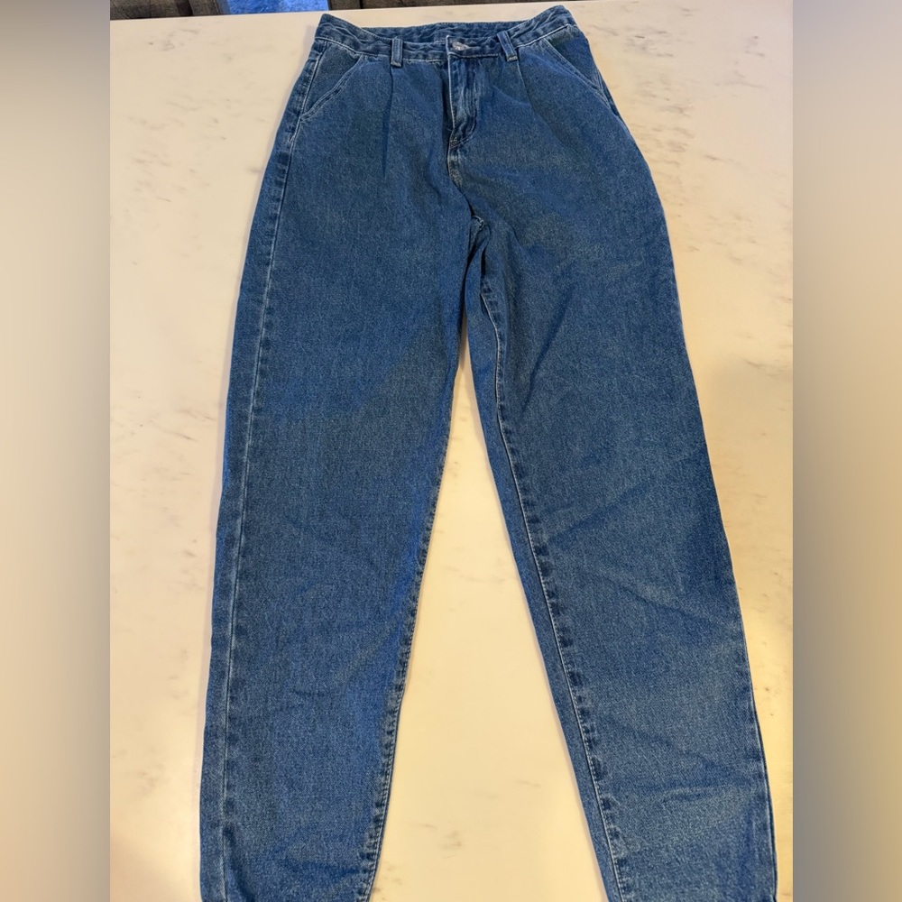 Dark wash baggy straight leg denim jeans